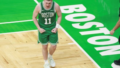 kaiyun-美媒透露普理查德新赛季或首发 西蒙斯将改打替补