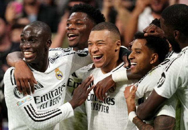 1740009221399074138.jpg 6150f6a2gy1hyqozcidlwj217f0u0tfs.jpg