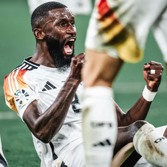 1719704000328070268.jpg GRRehdla8AAwX2o.jpg